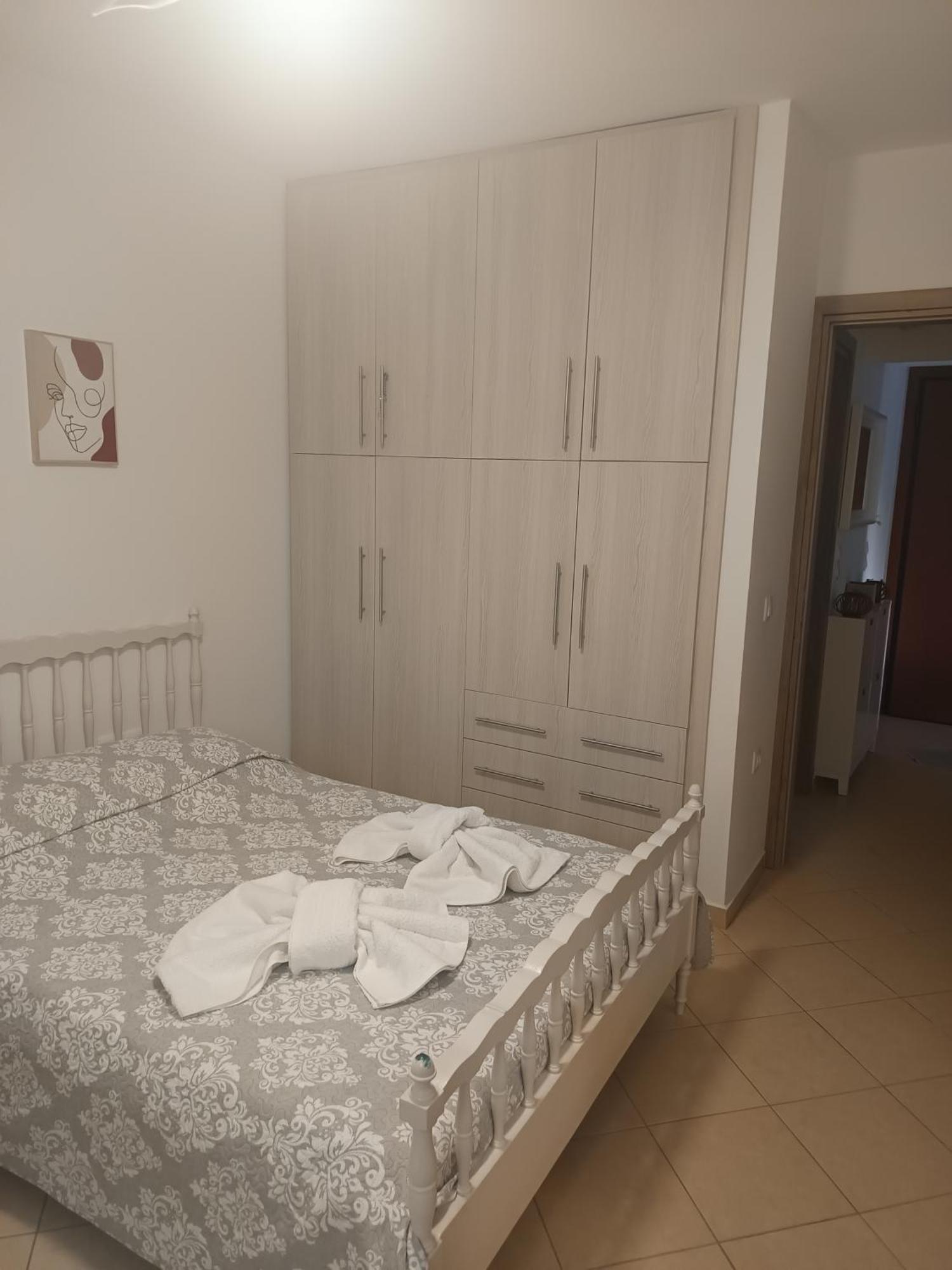 Airport Anasta Casa Apartment Artemida  Exterior photo